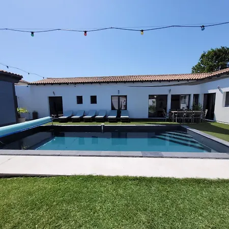 Maison De Famille Entre Bois Et Sel Avec Piscine Privee Chauffee