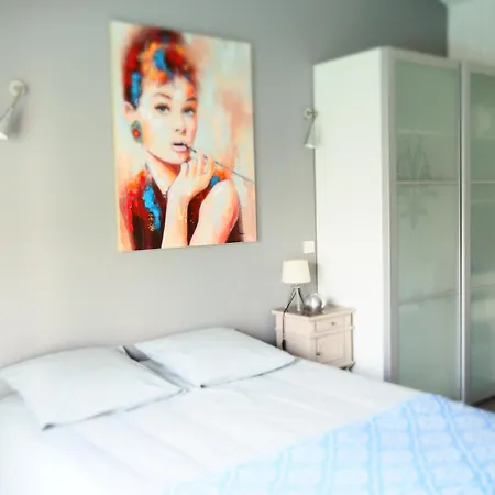 빌라 Maison De Famille Entre Bois Et Sel Avec Piscine Privee Chauffee *