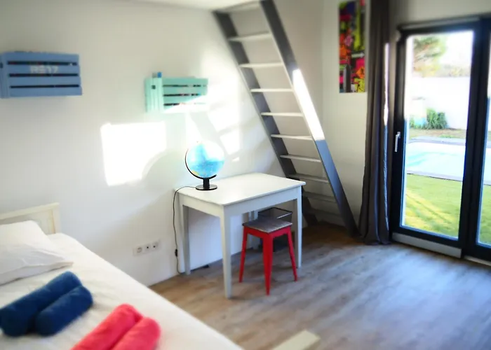 Maison De Famille Entre Bois Et Sel Avec Piscine Privée Chauffée Villa