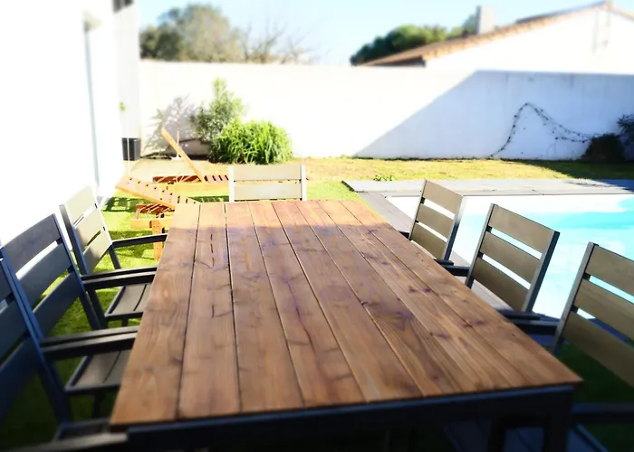 Villa Maison De Famille Entre Bois Et Sel Avec Piscine Privée Chauffée *